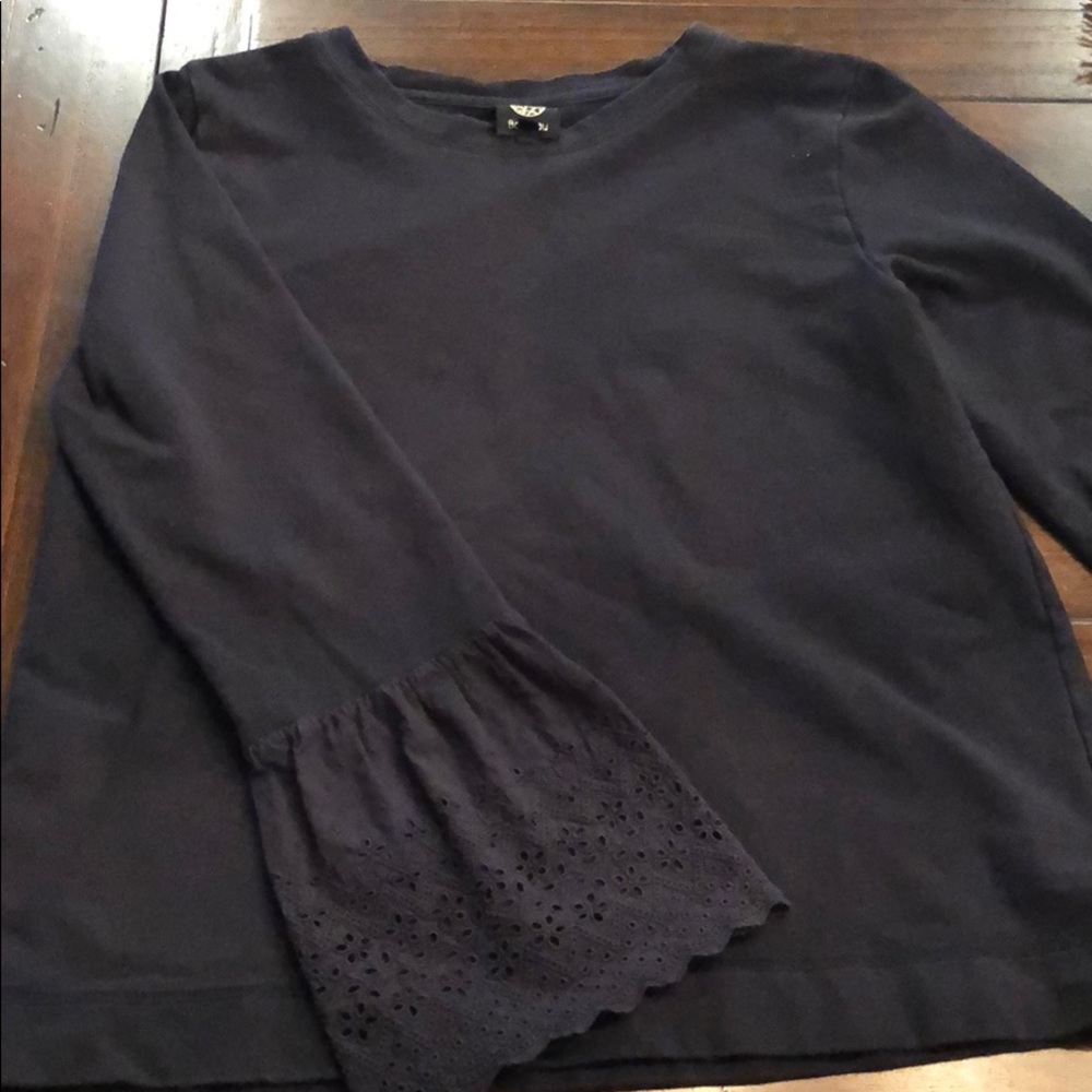 Navy sweatshirt with bell lace sleeve